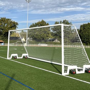 But foot à 8 mobile avec lest et roues 360°
