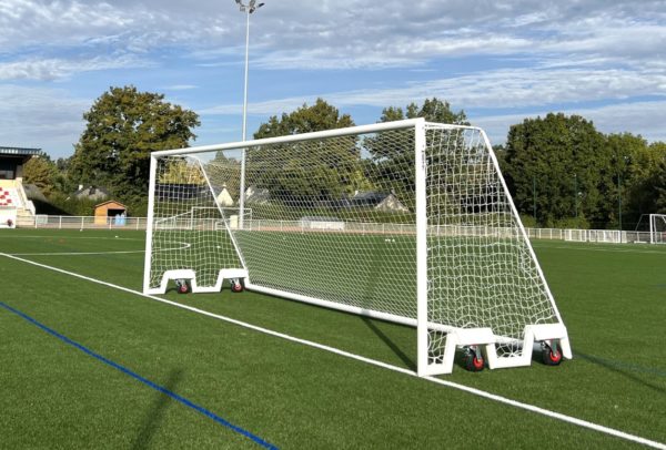 But foot à 8 mobile avec lest et roues 360°