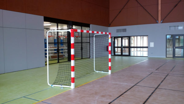 Buts hand competition alu sur ancrages – rouge/blanc