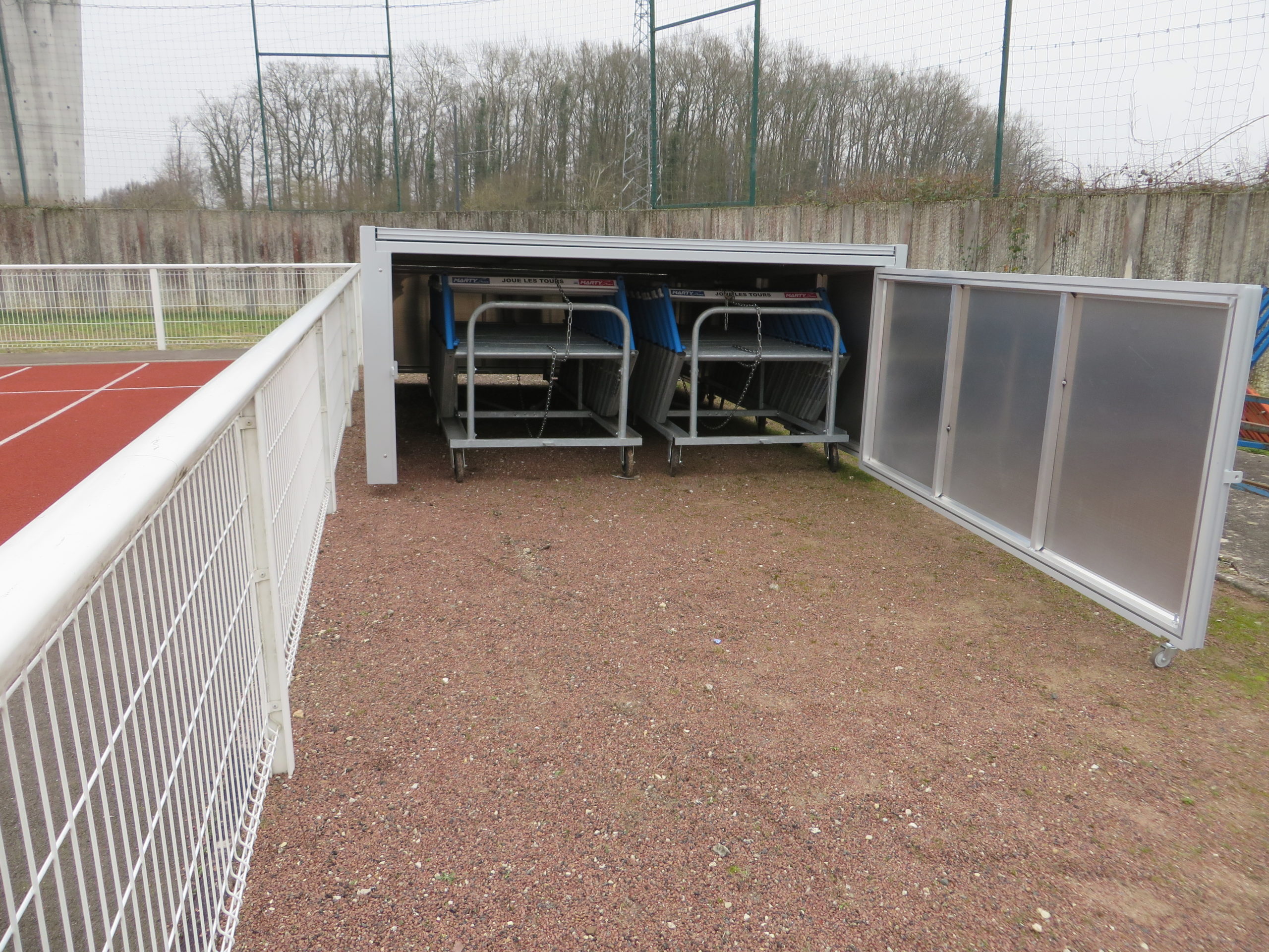 Abri a materiel en aluminium sans roue