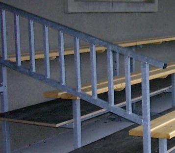 Garde corps tribune 4 rangs galvanisee