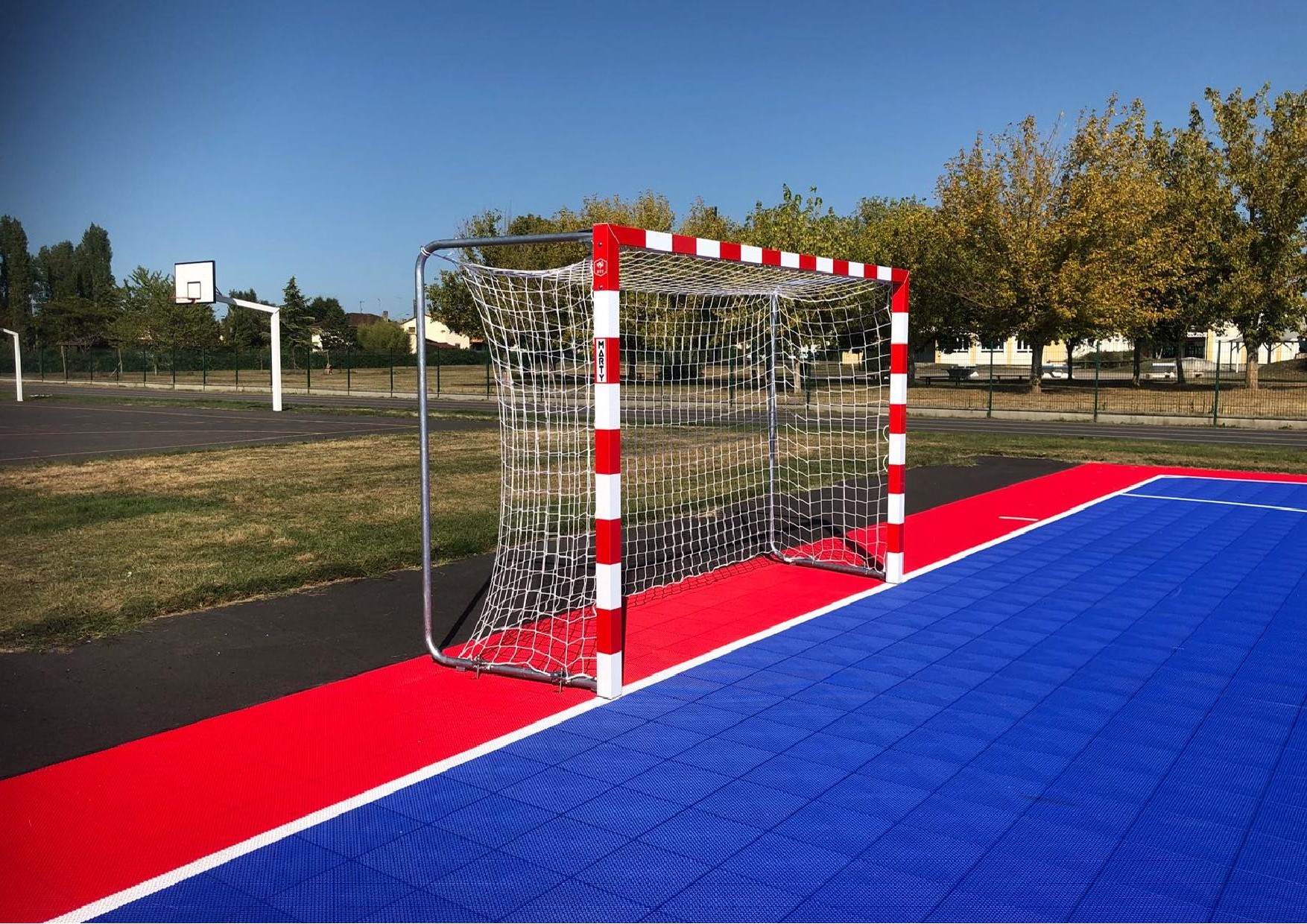 Buts de futsal competition -face alu et cages arrieres variables