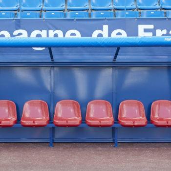 Abri de touche euro – ht 1m63 – long 5m45 – 10 places