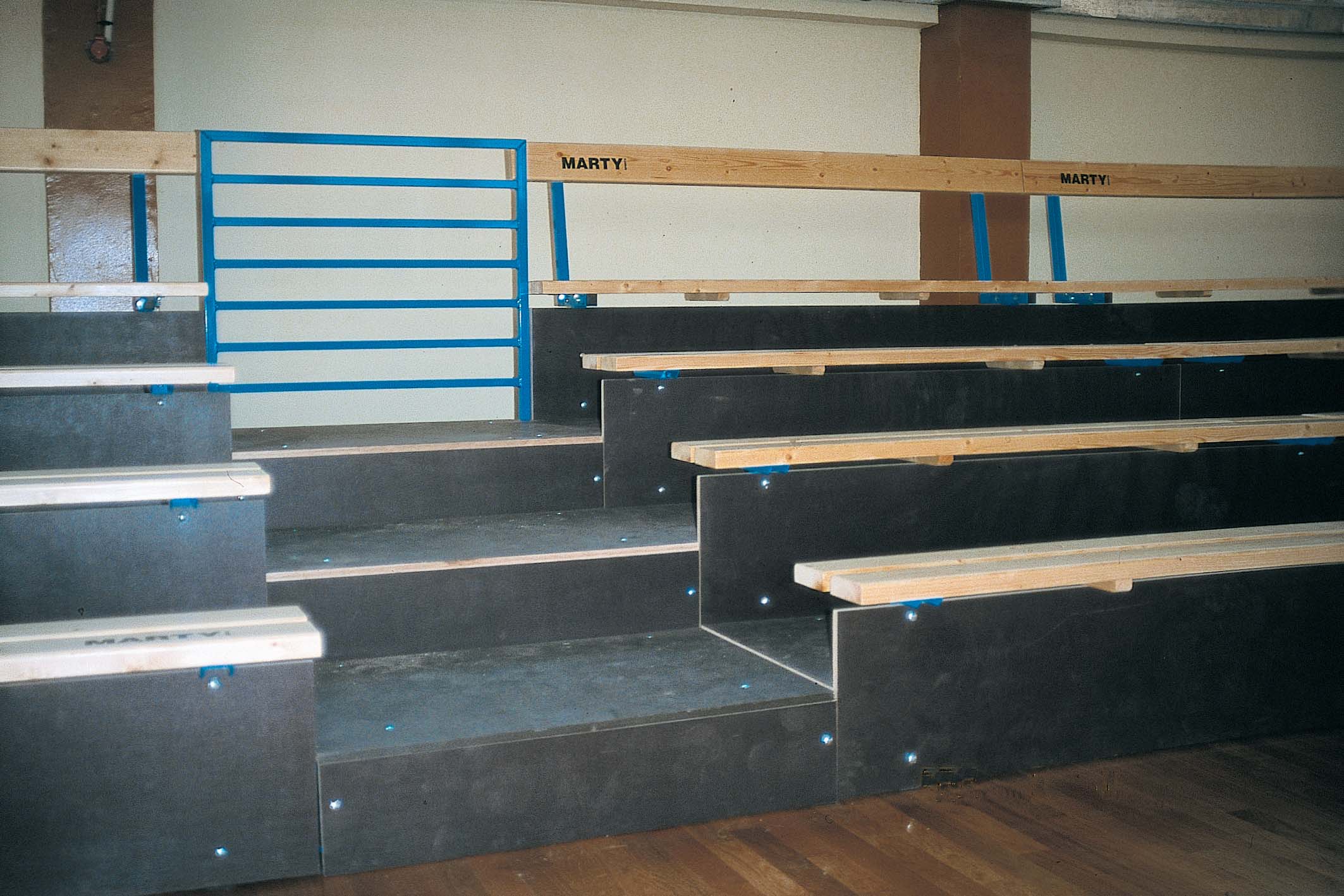 Contremarche escalier 3 rangs