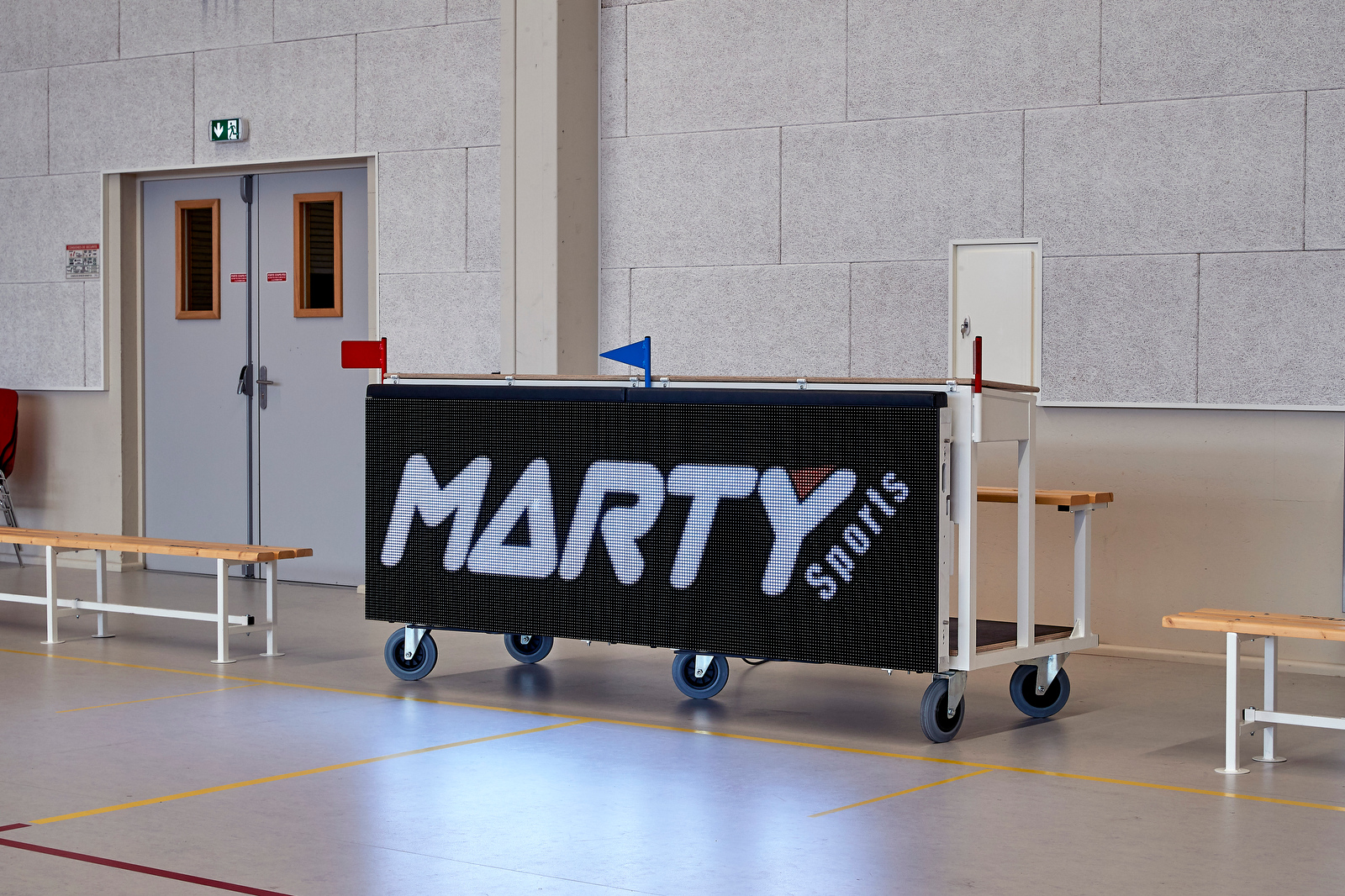 Judges table 2m50 with led 2 - Image 2