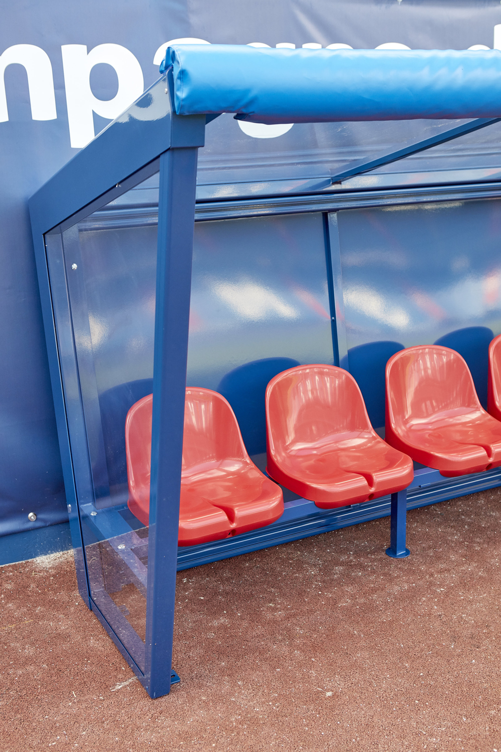 Team shelter euro 2016 - height 1m63 - length 5m45 - 10 places - Image 2